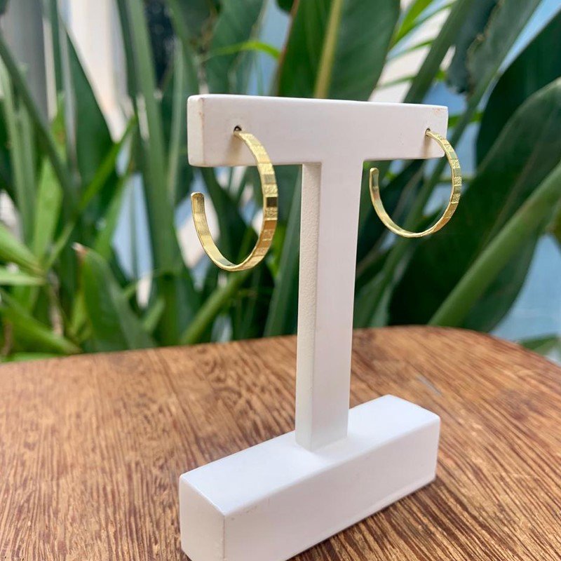 BRINCO ARGOLA TRILHO PEQUENO // QTDE PCT: 5 PAR // VAL UNIT: R$ 2,74