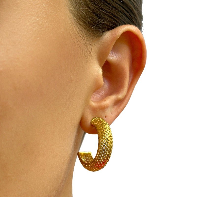 BRINCO LATAO MEIO CIRCULO FURADINHO // QTDE PCT: 3 PAR // VAL UNIT: R$ 8,88