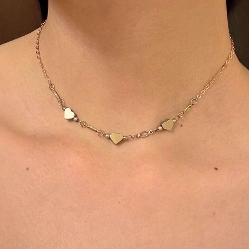 GARGANTILHA CORAÇAO PEÇA OVAL COLORIDA 40CM EXTENDOR // QTDE PCT: 5 PC // VAL UNIT: R$ 6,78