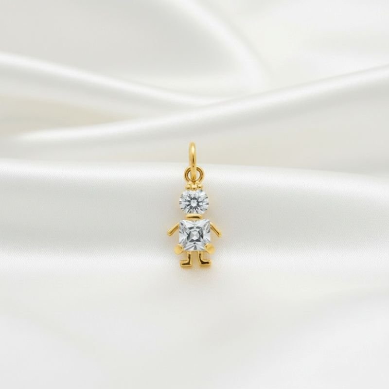 PINGENTE MENINO C CORPO CRAVADO ZIRCONIA // QTDE PCT: 10 PC // VAL UNIT: R$ 4,94