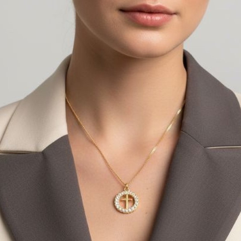 COLAR DE CRUZ REDONDO ZIRCONIA // QTDE PCT: 4 PC // VAL UNIT: R$ 8,30