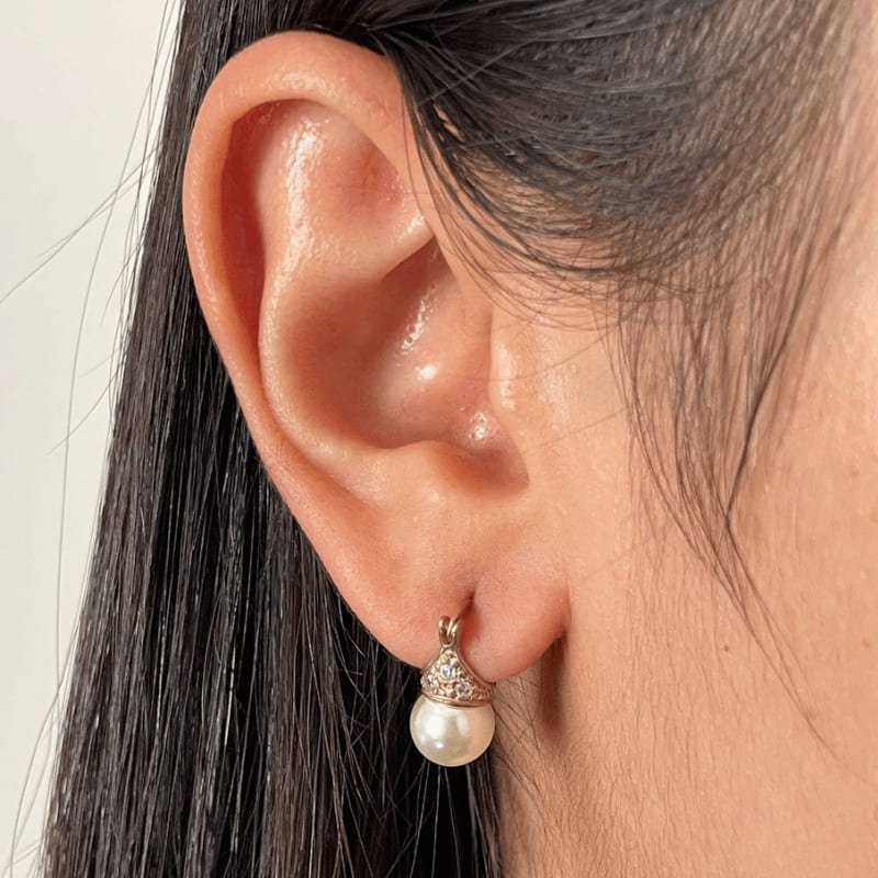 BRINCO BASE COM MICRO ZIRCONIA E PEROLA 8MM // QTDE PCT: 5 PAR // VAL UNIT: R$ 8,76