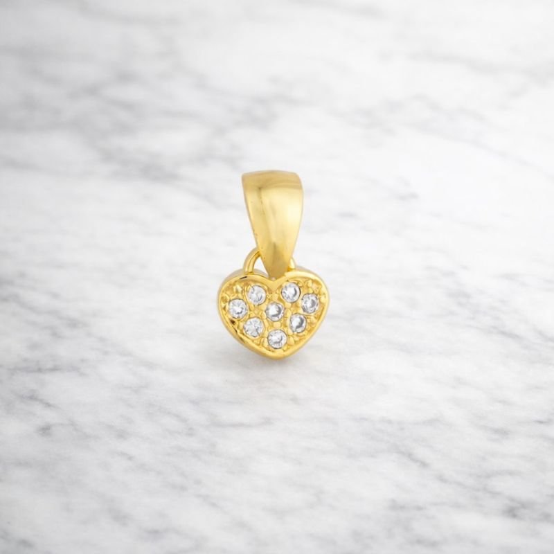 PINGENTE DE CORACAO COM 8 ZIRCONIAS // QTDE PCT: 5 PC // VAL UNIT: R$ 2,55