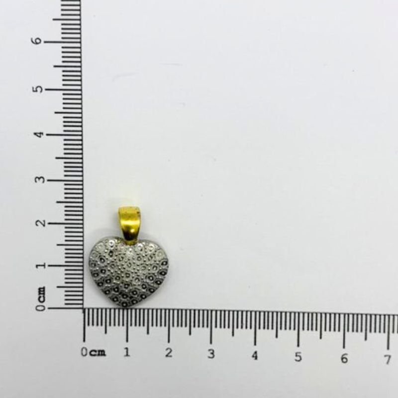 PINGENTE CORACAO TRABALHADO // QTDE PCT: 3 PC // VAL UNIT: R$ 4,12
