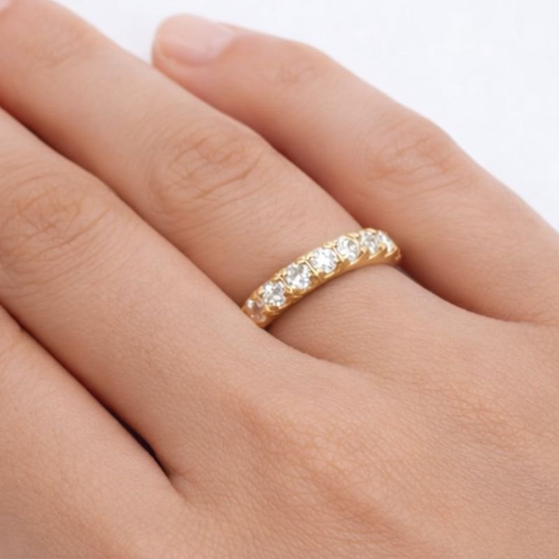 ANEL ALIANCA APARADOR COM ZIRCONIAS N 14,16,18,20,22,24 // QTDE PCT: 6 PCS // VAL UNIT: R$ 10,87